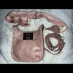 Steve Madden crossbody bag